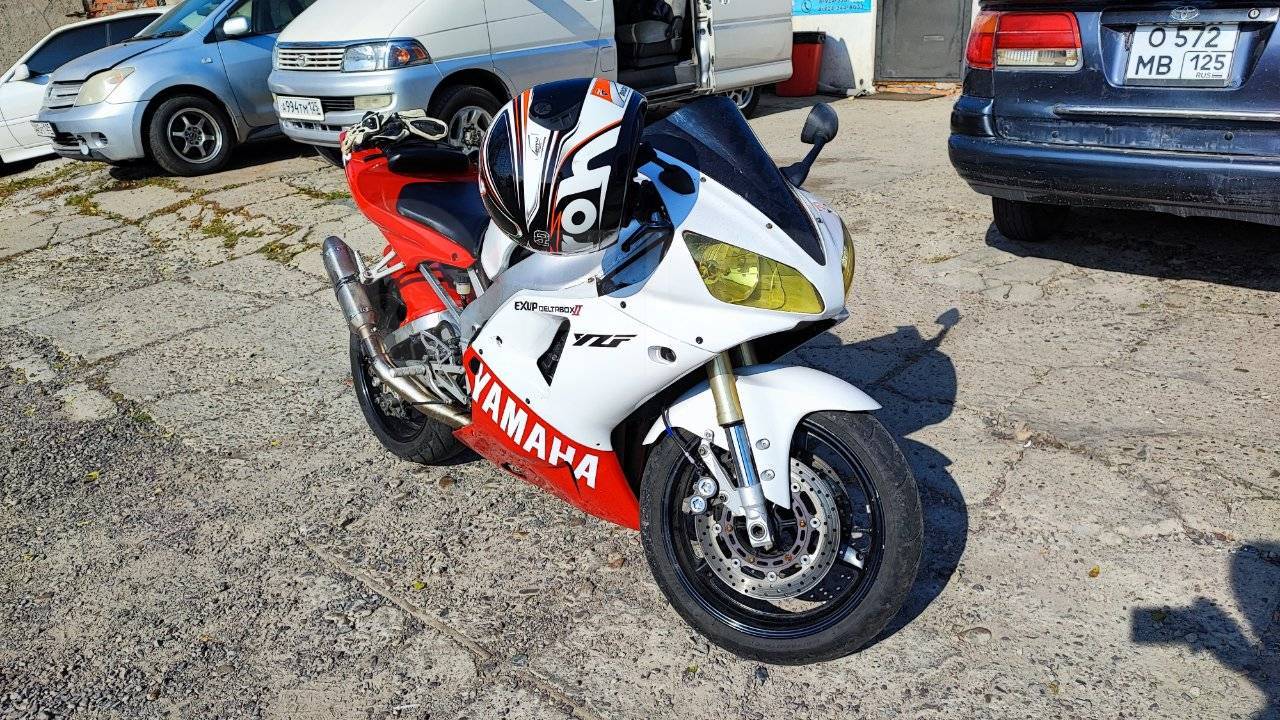 Купить Yamaha R1 в Уссурийске б/у в г. Уссурийск по адекватным ценам