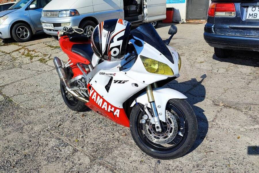 Купить Yamaha R1 в Уссурийске б/у в г. Уссурийск по адекватным ценам